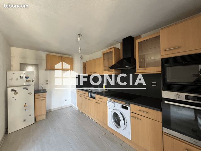 Appartement 3 pièces 62 m² · à Grenoble · 62 m² · 867 €/mois