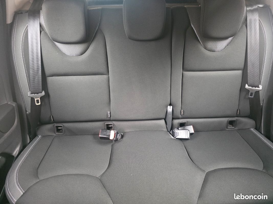 ✅renault clio iv 1.5 dci 75 ch⏩️ 5 places ⏩️sans ad blue ⏩️premiere main ⏩️entretien constructeur (image 14)