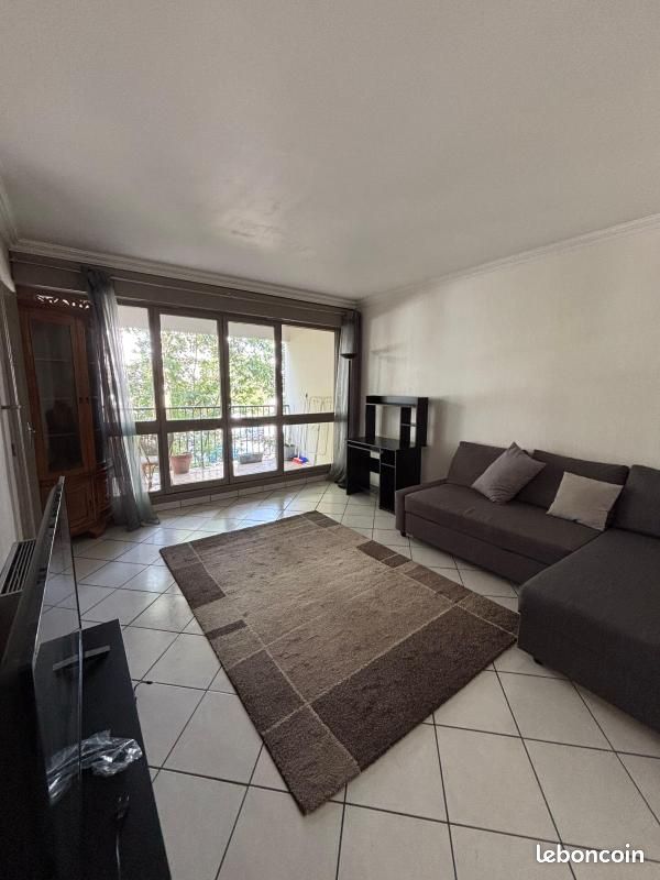 Appartement 2 pièces 48 m² · à Les Ulis · 48 m² · 890 €