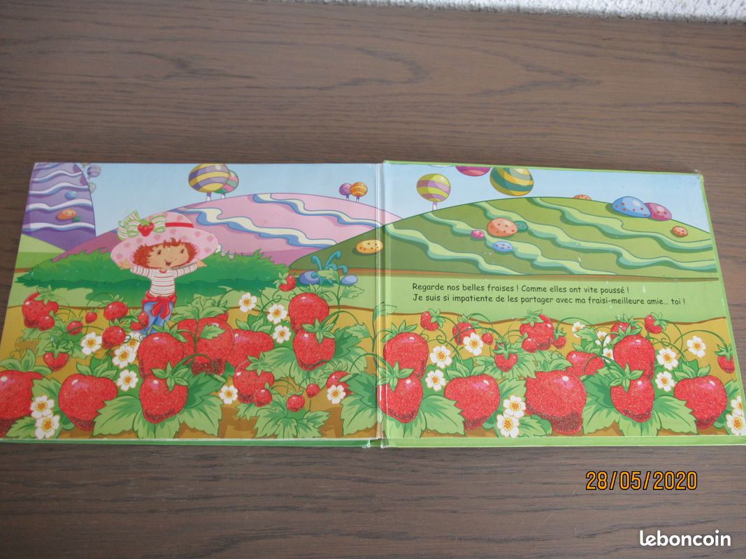 Superbe livre cartonné CHARLOTTE AUX FRAISES TBE (image 6)