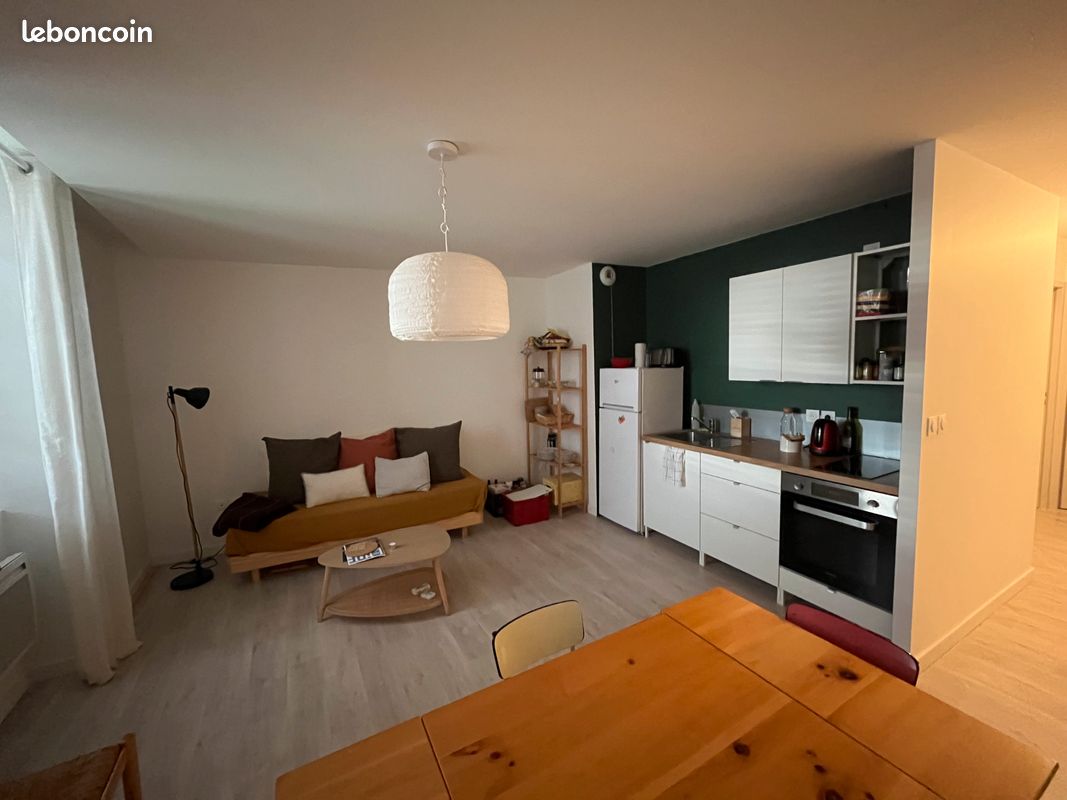 Appartement 3 pièces 50 m² · à Montbrison · 50 m² · 445 €/mois