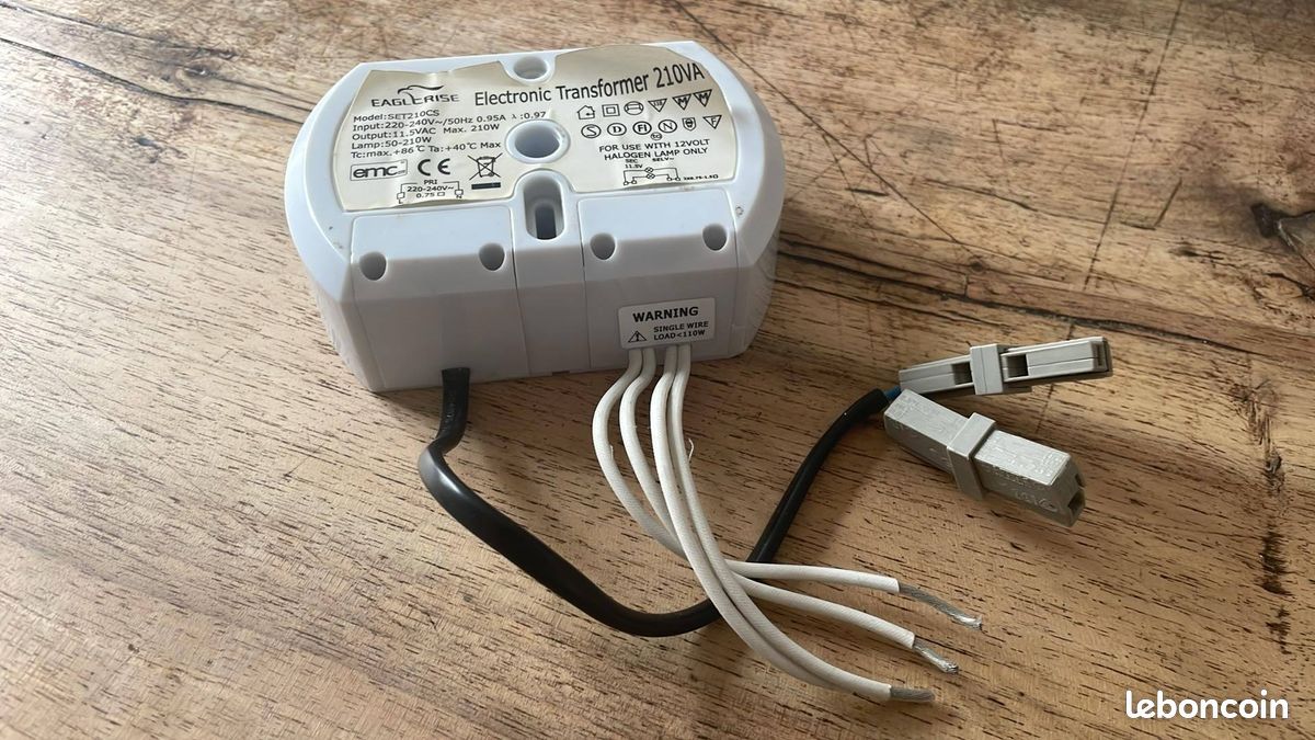 Eaglerise Transformateur LED 700mA 12W Variable TRIAC Courant Constant