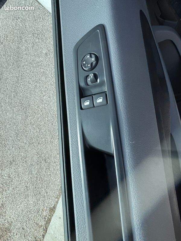 Citroen jumpy 1.5 bluehdi 120 ch m caméra / carplay (image 29)