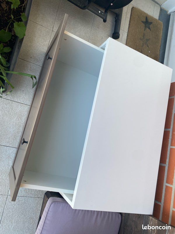 Banc de rangement IKEA en parfait état (image 3)