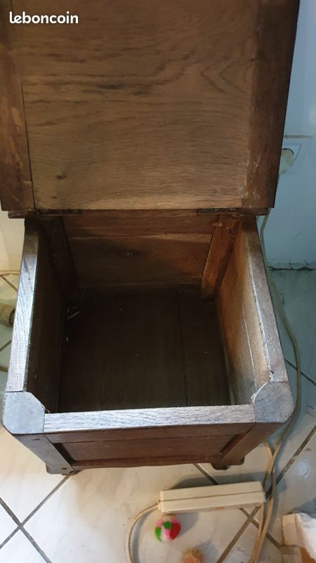 Coffre en bois (image 4)