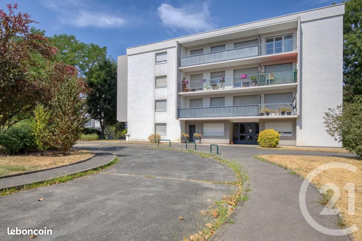 Appartement 2 pièces 56 m² · à Yerres · 56 m² · 189 000 €