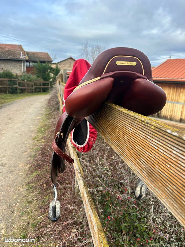 Selle CWD 2022 avec étrivière (image 3)