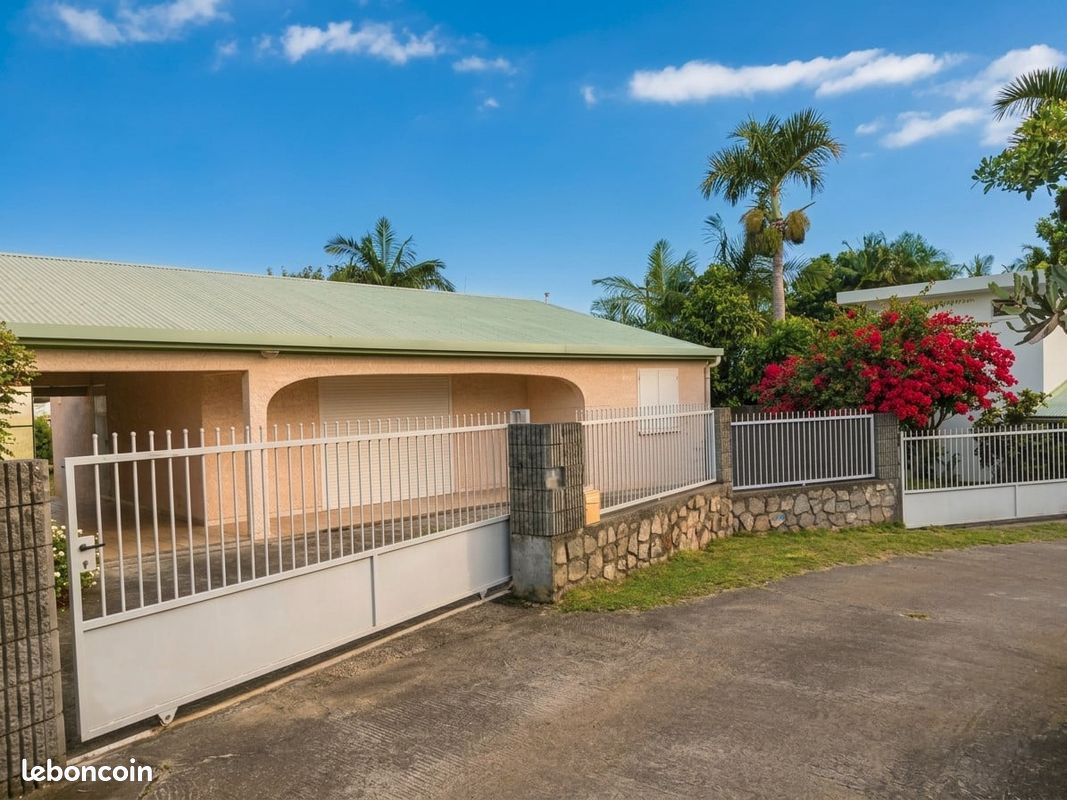 Maison 5 pièces 100 m² · à Le Tampon · 100 m² · 320 000 €