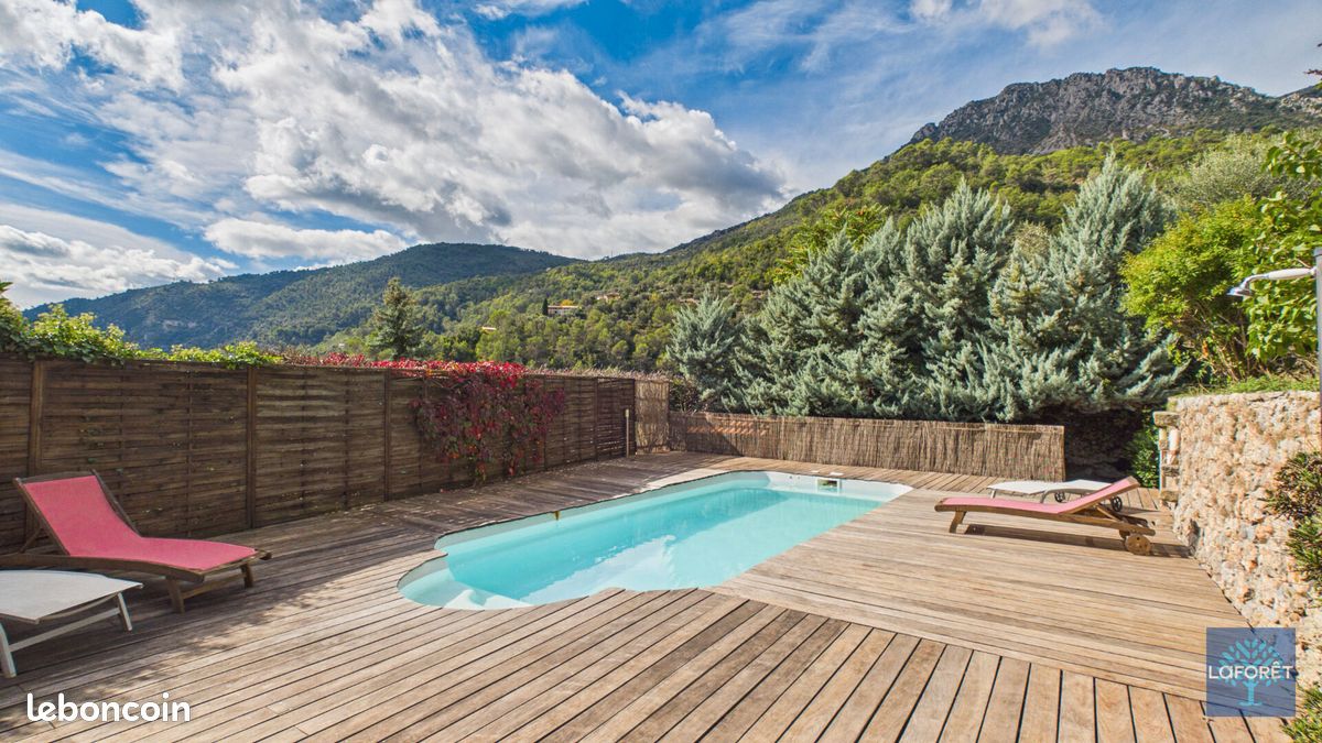 Maison 6 pièces 154 m² · à Utelle · 154 m² · 462 000 €