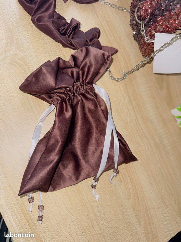 Sac à Main Fait Main Avec Perles - Qualité Artisanale - Neuf Sans étiquette - Matière Papier