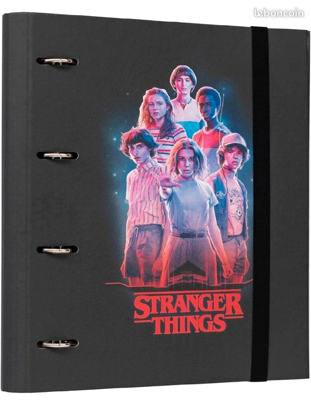 📚 Classeur A4 4 Anneaux – Stranger Things 🕹️ (image 1)