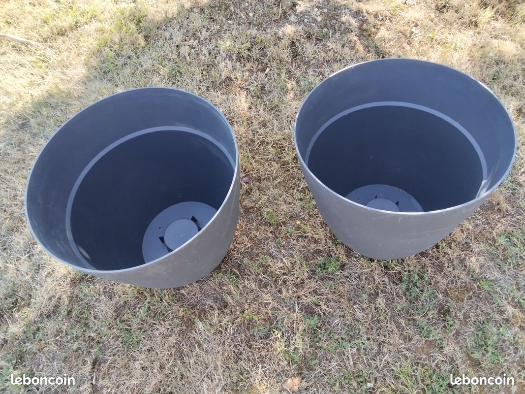 Pots de fleurs, coupelles (image 1)
