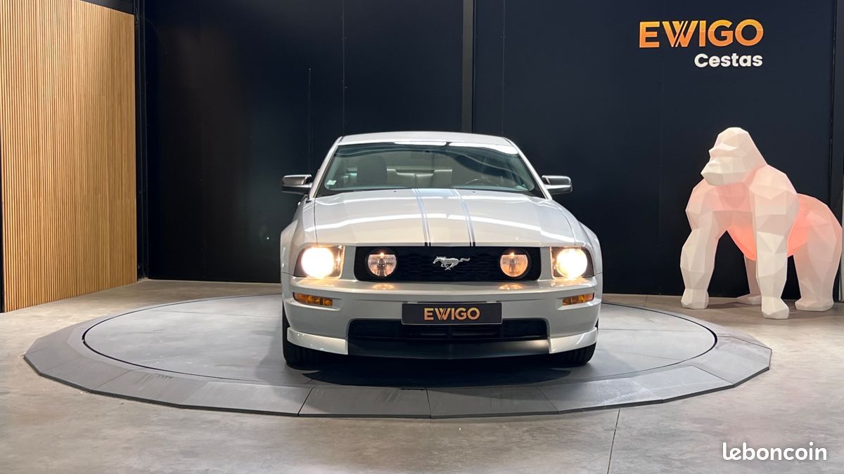 FORD MUSTANG FASTBACK GT V8 4.6L 305ch SACT 24 soupapes - CARTE GRISE FRANCAISE (image 10)