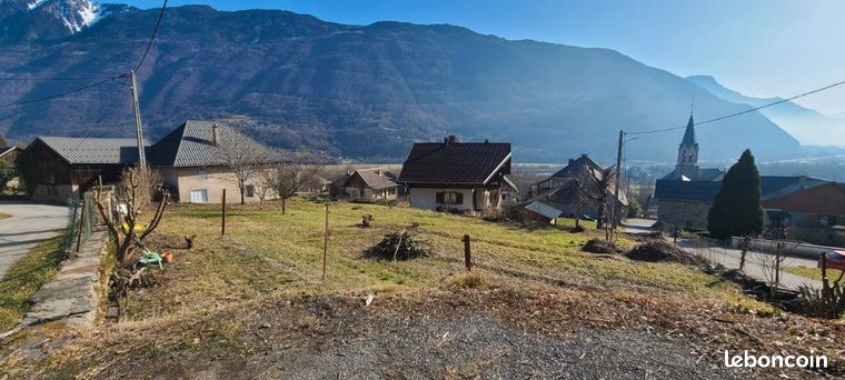 Terrain constructible