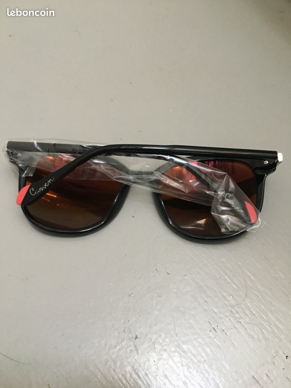 Lunettes solaire CARVEN neuves (image 3)