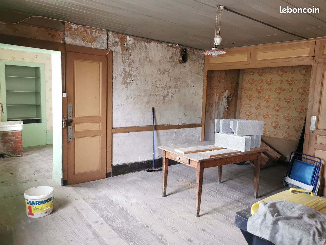 Maison 7 pièces 80 m² · à Vercel-Villedieu-le-Camp · 80 m² · 75 000 €