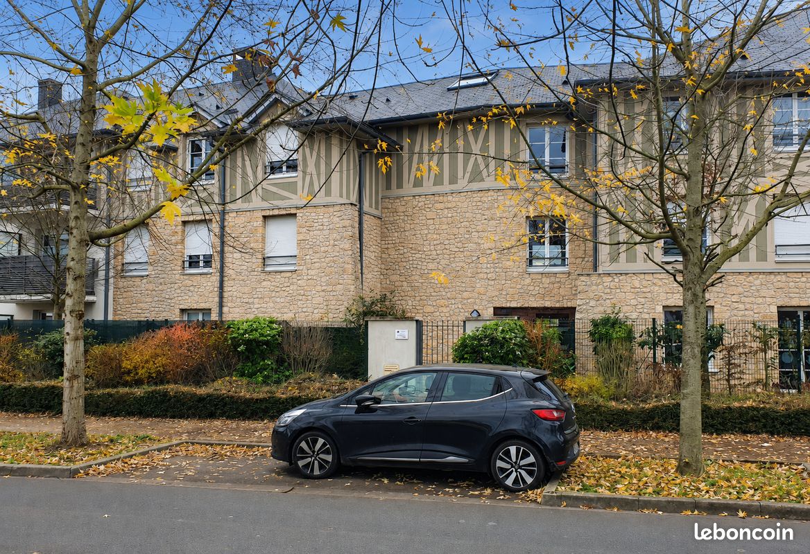 Appartement 3 pièces 56 m² · à Saint-Pierre-du-Perray · 56 m² · 1 060 €