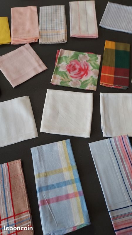 Lot de 30 mouchoirs femme (image 3)