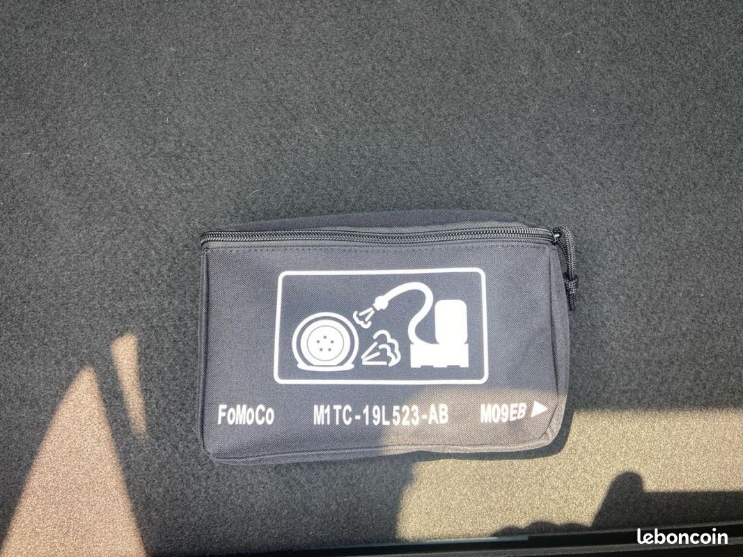Ford Puma 1.0 Flexifuel 125ch S&S mHEV Titanium (image 24)
