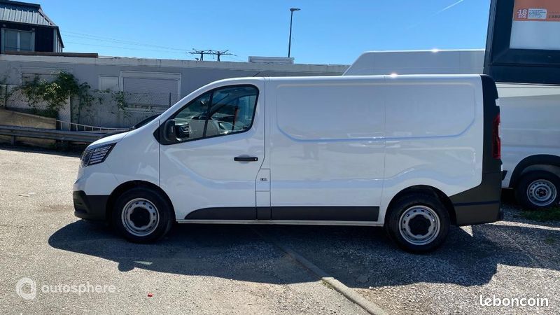 Renault Trafic Véhicule utilitaire ou Société L1H1 3T 2.0 Blue dCi 130ch Confort (image 8)