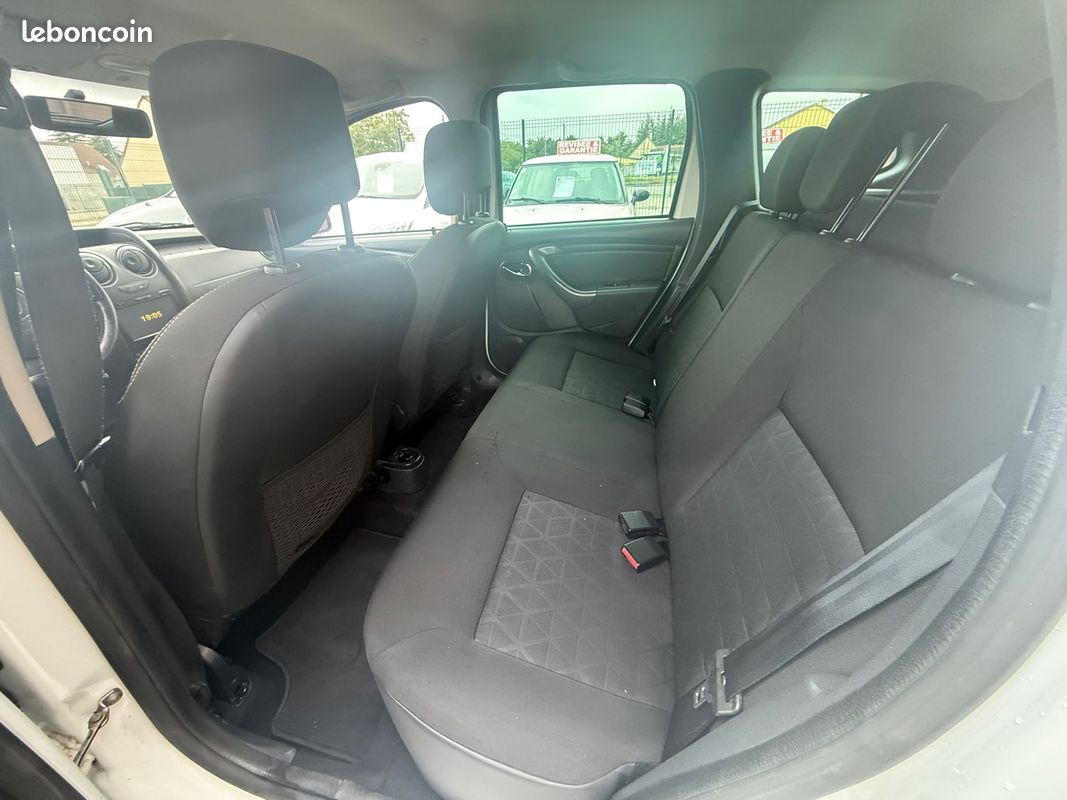 Dacia duster prestige phase 2 1.2i - 16v turbo tce 125cv 4x2 2015 (image 23)