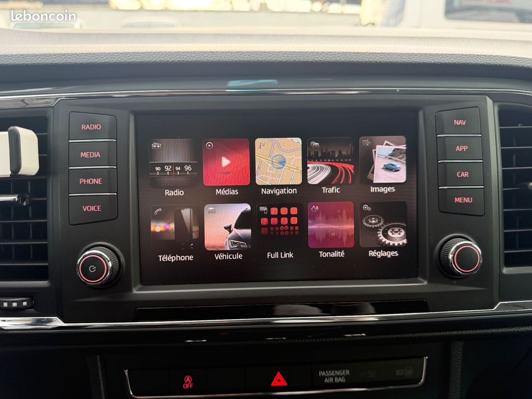 Seat ateca 1.6 tdi 115 ch bvm6 xcellence camera / carplay (image 11)