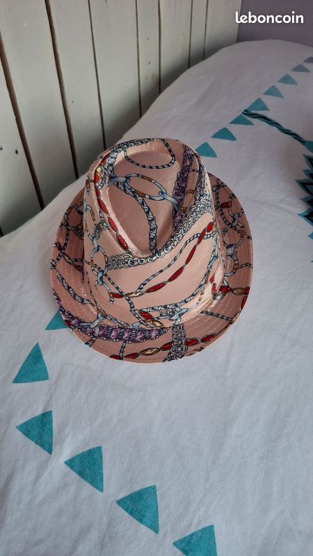 Chapeaux de carnaval (image 6)