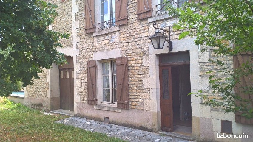Maison 6 pièces 148 m² · à Corvol-l'Orgueilleux · 148 m² · 122 000 €