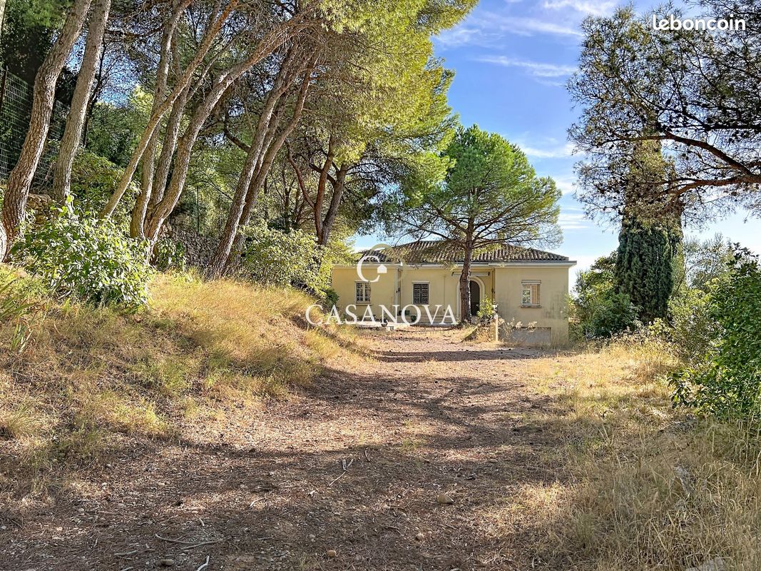 Maison 8 pièces 205 m² · à Sète · 205 m² · 1 042 000 €