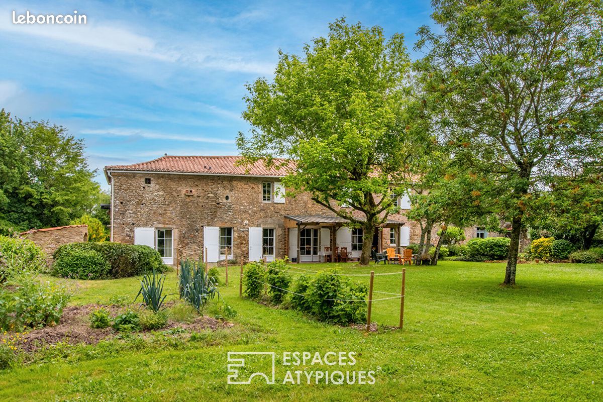 Maison 6 pièces 164 m² · à Vendrennes · 164 m² · 299 000 €