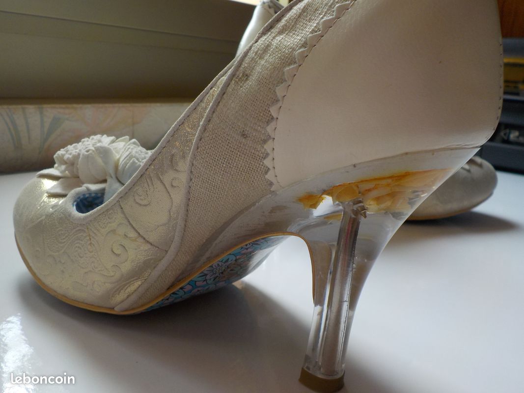 Superbes élégants , originaux et NEUFS jamais portés escarpins IRREGULAR CHOICE pointure 37 (image 4)