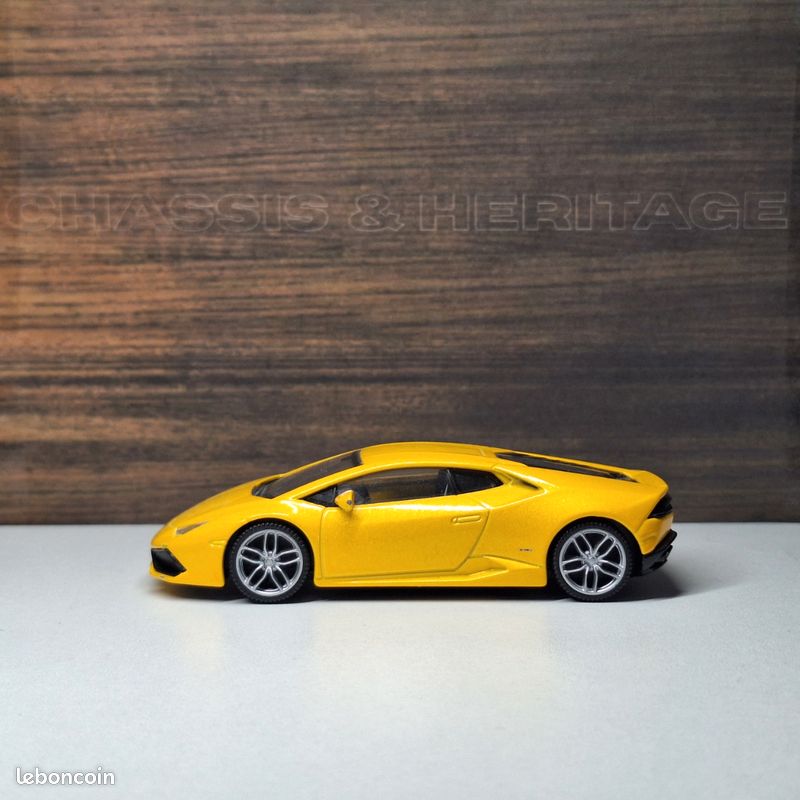 Lamborghini huracan miniature 1/43 (image 2)