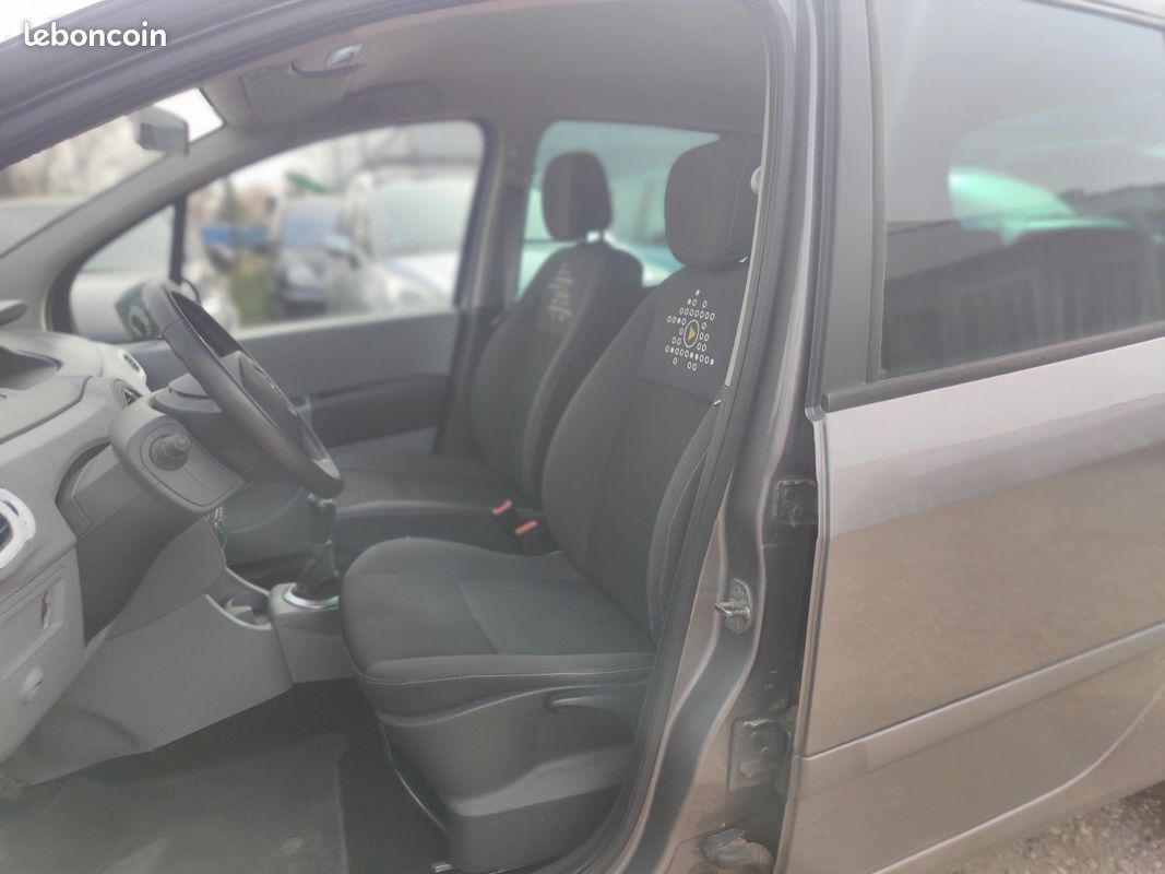 Renault GRAND MODUS 1.5 dCi 90 Dynamique * Première Main * REVISEE * GARANTIE (image 6)
