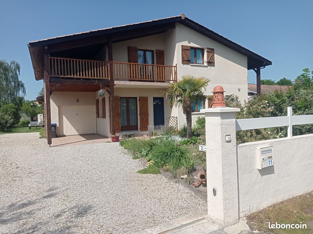 Maison 7 pièces 214 m² · à Arès · 214 m² · 660 000 €