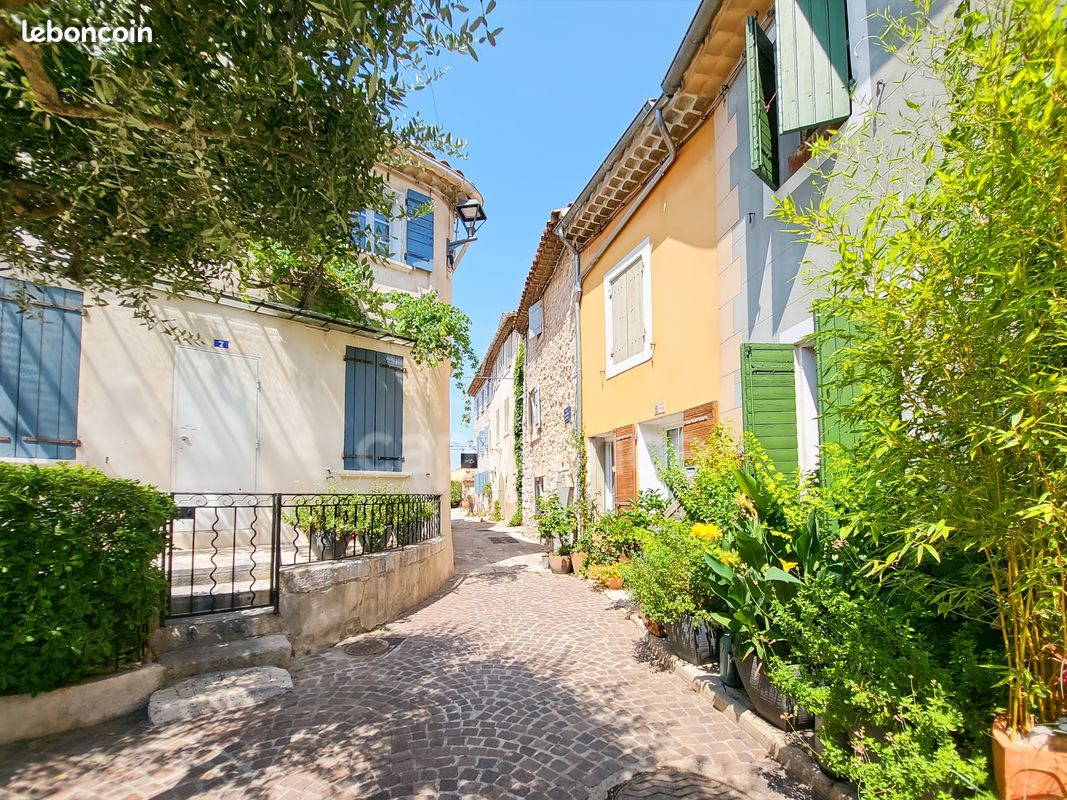 Maison 3 pièces 119 m² · à Ventabren · 119 m² · 399 000 €