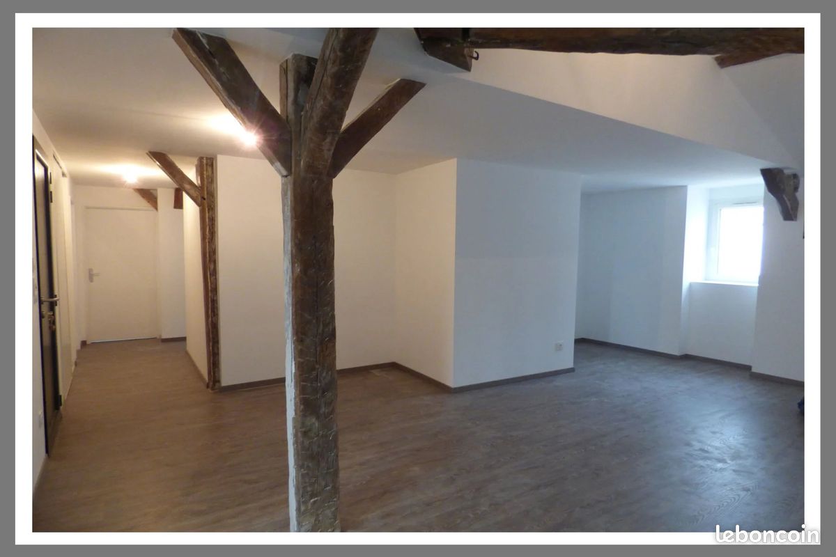 Appartement 4 pièces 100 m² · à Châtillon-sur-Chalaronne · 100 m² · 890 €/mois