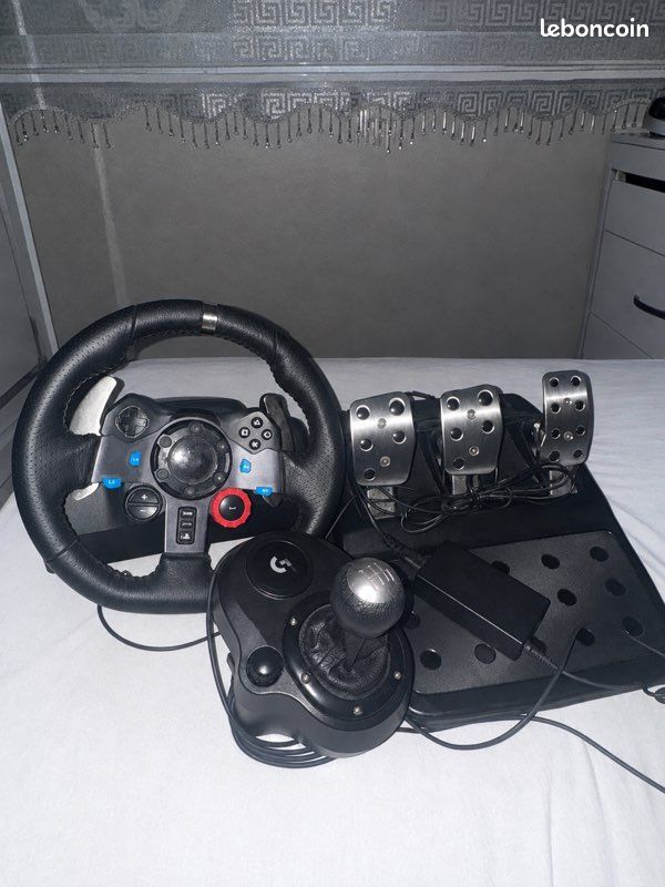 Volant logitech g29 (image 1)