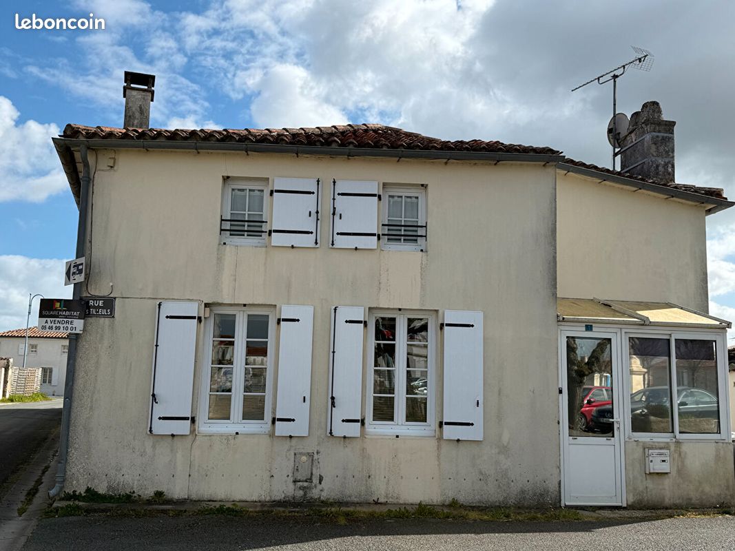 Maison 2 pièces 69 m² · à Muron · 69 m² · 105 000 €