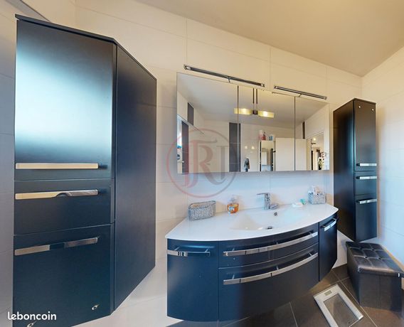 Maison 6 pièces 180 m²