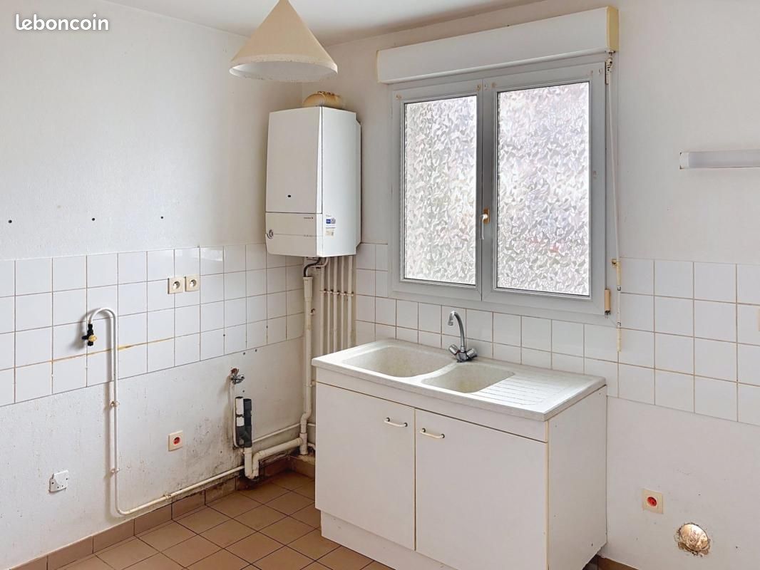 Maison 5 pièces 89 m² · à Vaas · 89 m² · 97 000 €