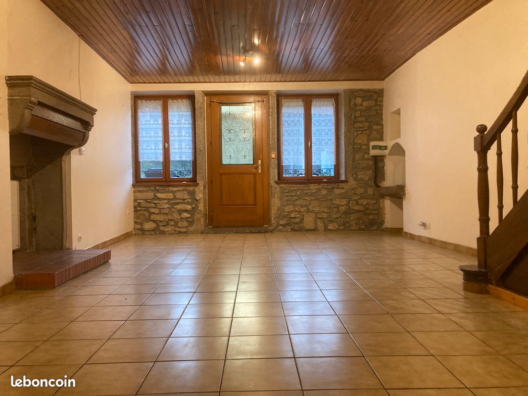 Maison 4 pièces 72 m² · à Saint-Martin-du-Mont · 72 m² · 708 €/mois