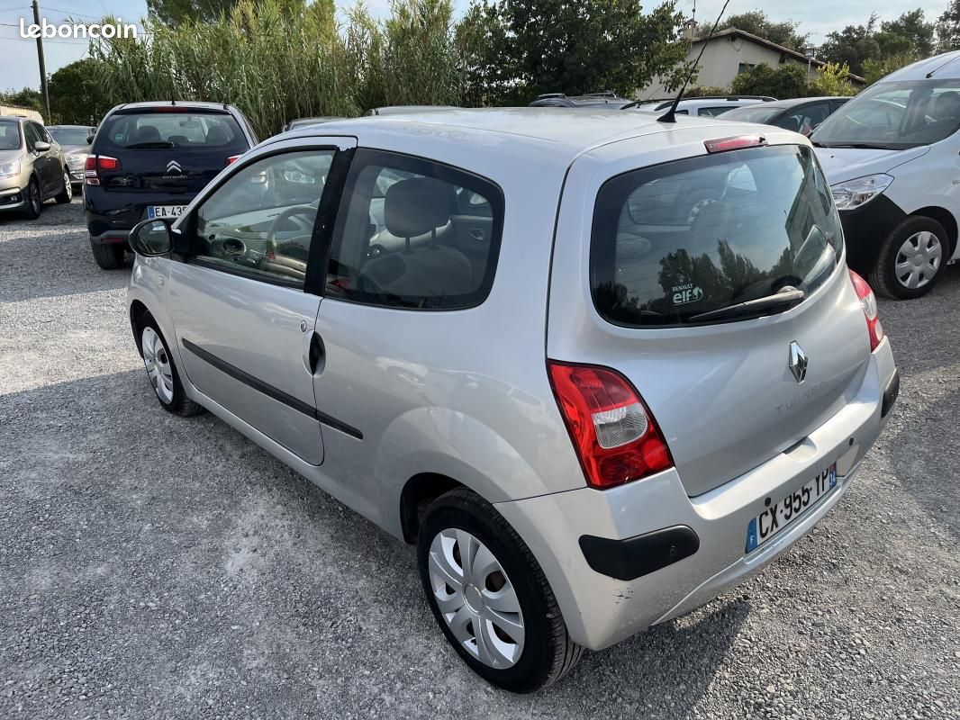Renault Twingo II 1.5 dCi 65 eco2 Expression (image 4)
