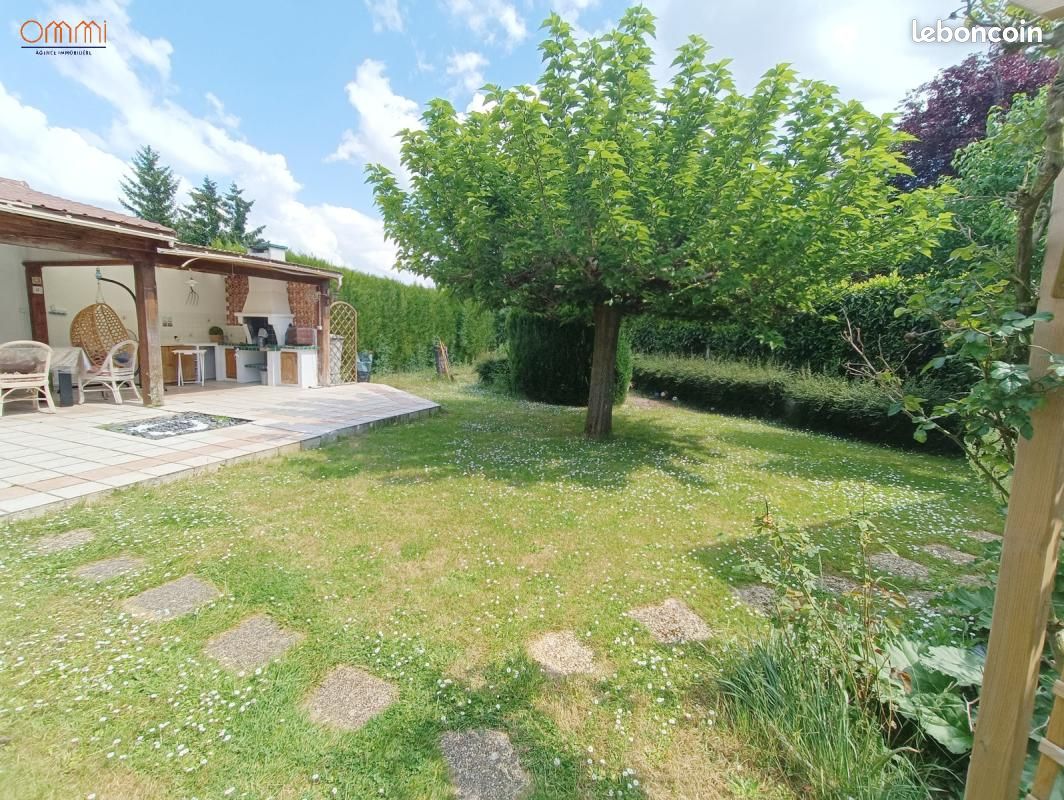 Maison 4 pièces 130 m² · à Dreuil-lès-Amiens · 130 m² · 274 000 €