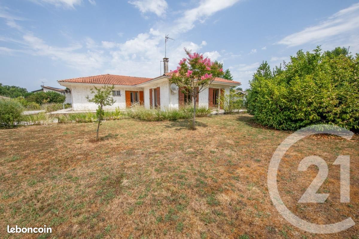 Maison 6 pièces 165 m² · à Saint-Médard-en-Jalles · 165 m² · 351 000 €