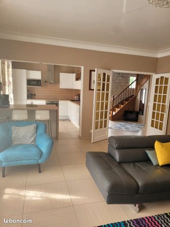 Maison individuelle, 7 pièces surface 190m2