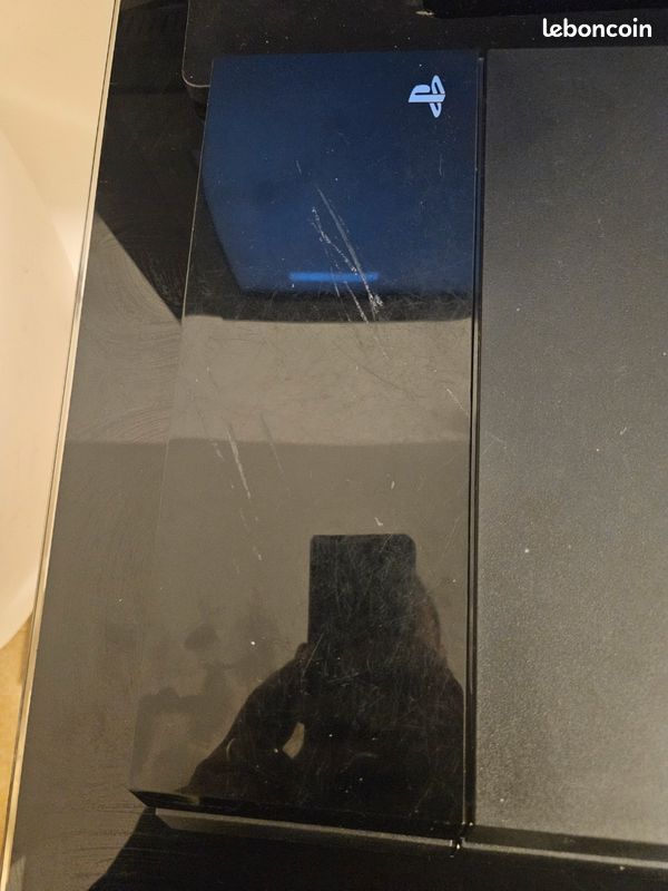Ps4 avec deux manettes (image 3)