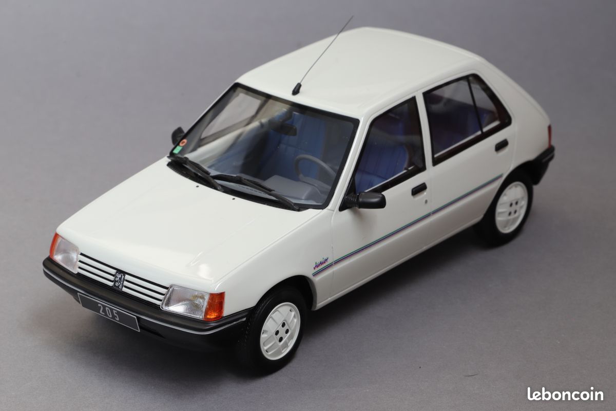 Peugeot 205 Junior Blanc Meije 1988 1/18 Otto Ottomobile (image 11)