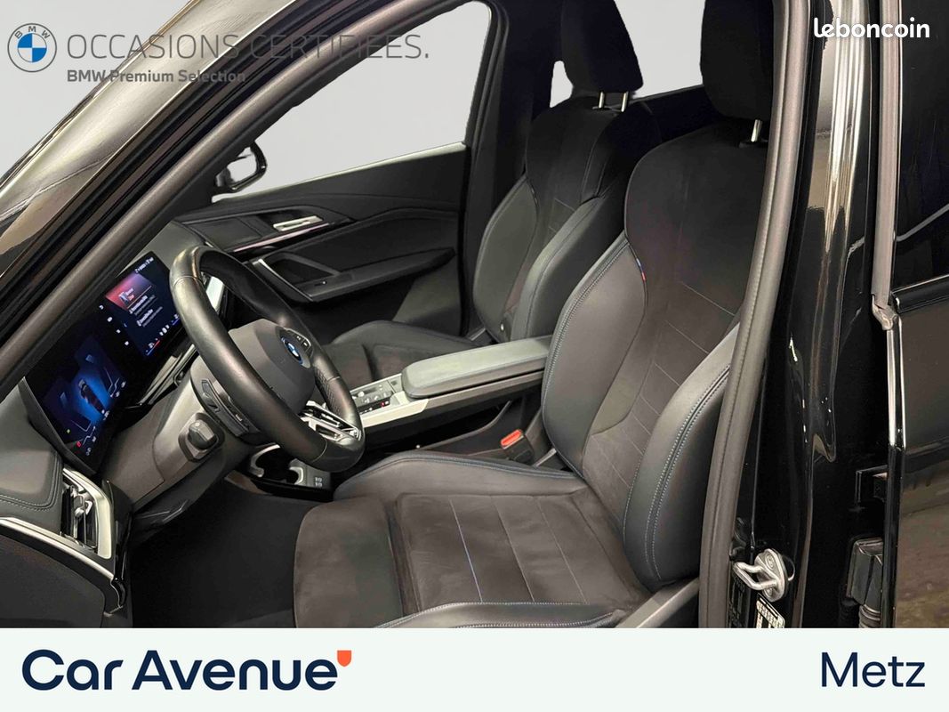 BMW iX1 eDrive20 M Sport (image 11)