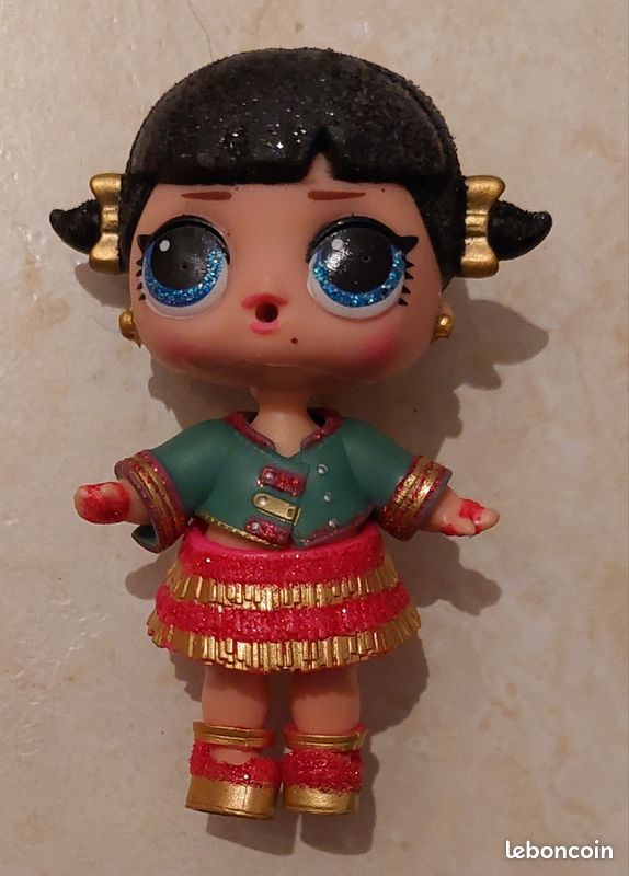 Poupée LOL avec plusieurs habits Jeux Jouets