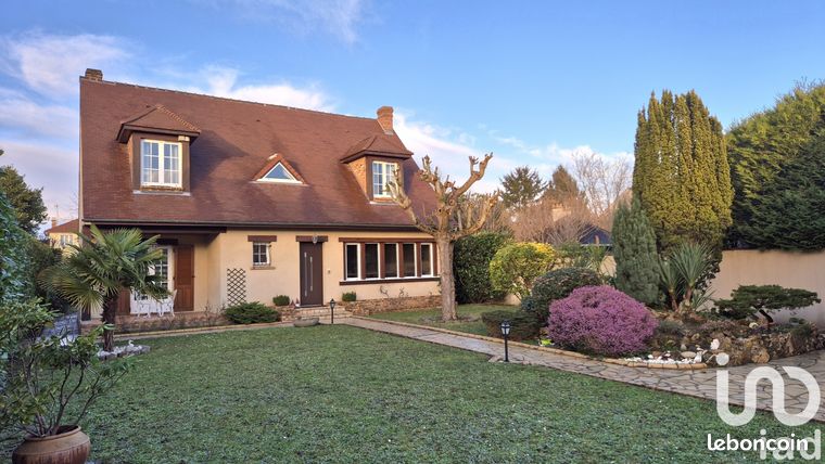 Propriété 6 pièces 142 m²